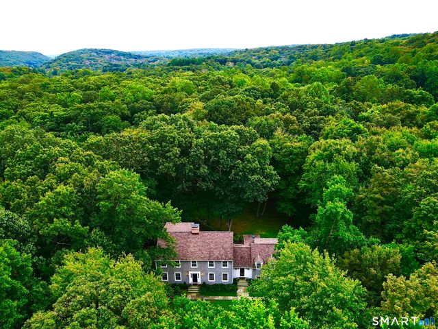 36 Kingswood Place, Ridgefield, CT 06877