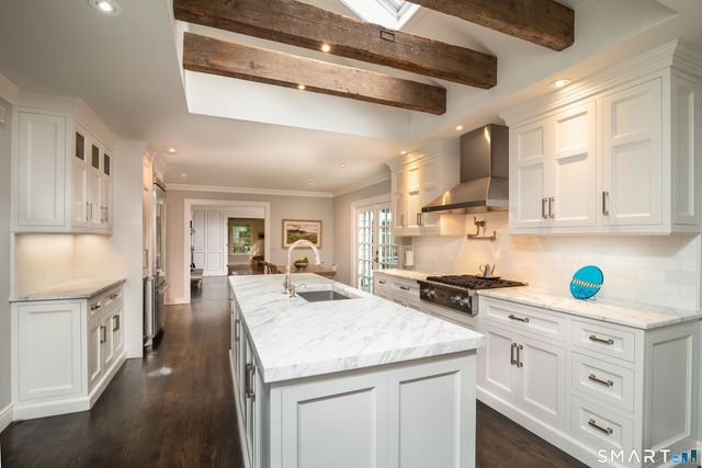 36 Kingswood Place, Ridgefield, CT 06877