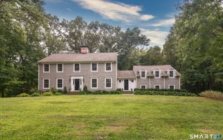 36 Kingswood Place, Ridgefield, CT 06877