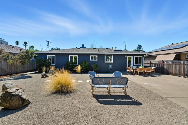 120 Birch Way, San Rafael, CA 94903