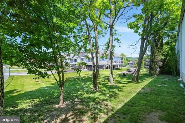 73 SCHUYLKILL ST, Cressona, PA 17929