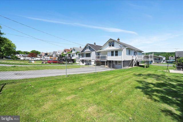 73 SCHUYLKILL ST, Cressona, PA 17929