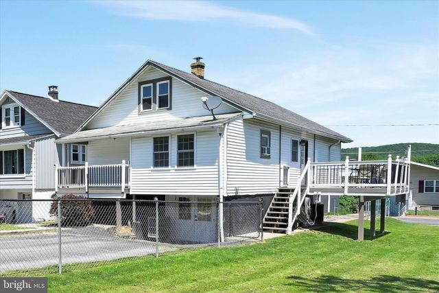 73 SCHUYLKILL ST, Cressona, PA 17929