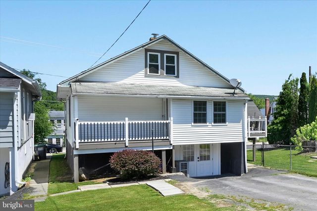 73 SCHUYLKILL ST, Cressona, PA 17929