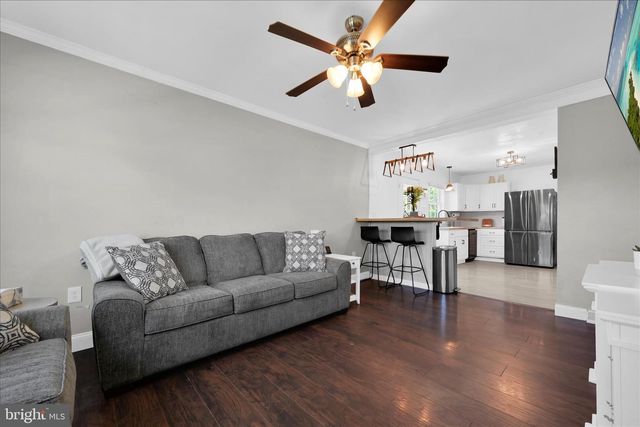 73 SCHUYLKILL ST, Cressona, PA 17929