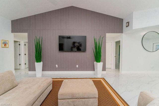 3613 39TH ST SW, Lehigh Acres, FL 33976