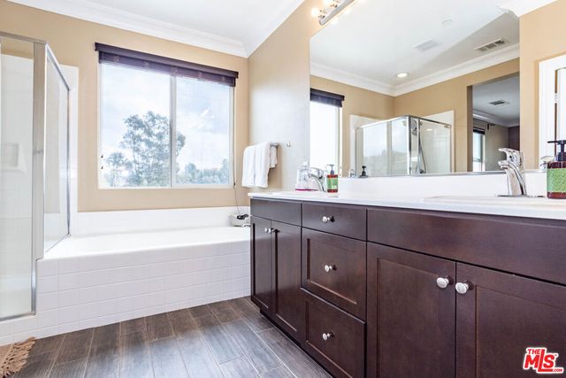 26350 Piazza Di Sarro, Newhall, CA 91321