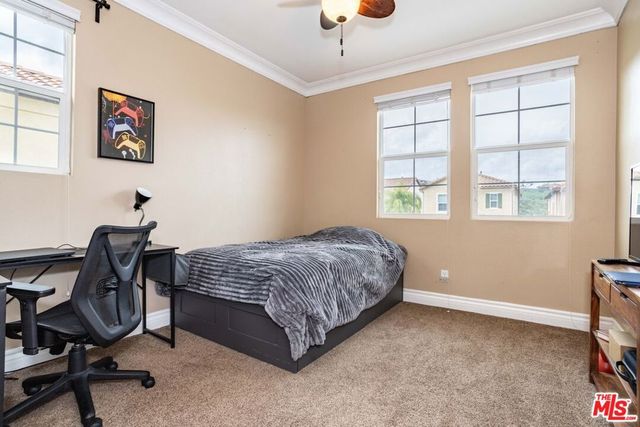 26350 Piazza Di Sarro, Newhall, CA 91321