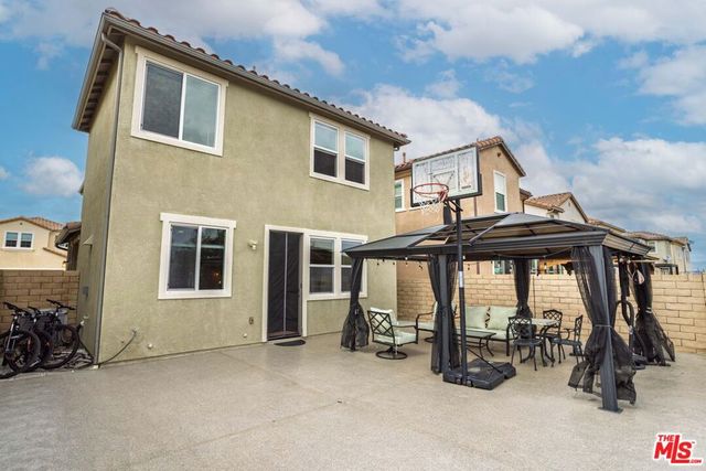 26350 Piazza Di Sarro, Newhall, CA 91321