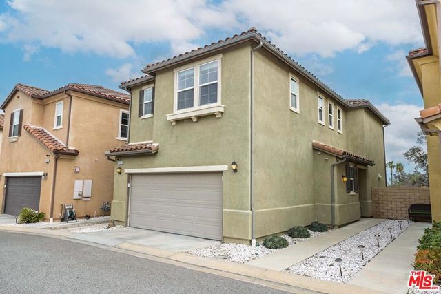 26350 Piazza Di Sarro, Newhall, CA 91321