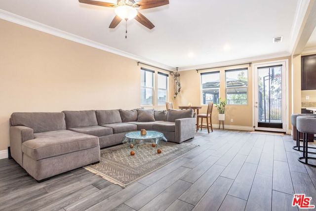 26350 Piazza Di Sarro, Newhall, CA 91321