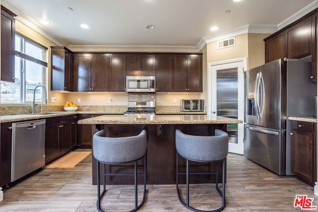 26350 Piazza Di Sarro, Newhall, CA 91321