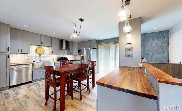 158 Hickory Drive, Troy, MO 63379