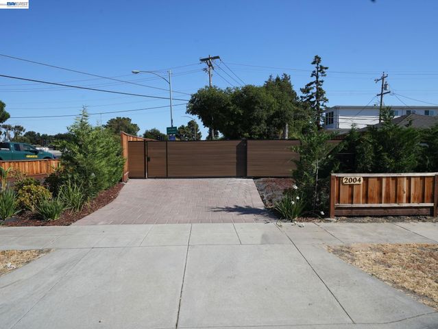 2004 Cherrystone Drive, San Jose, CA 95128