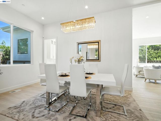 2004 Cherrystone Drive, San Jose, CA 95128