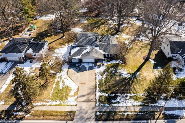 28365 Bassett Road, Westlake, OH 44145