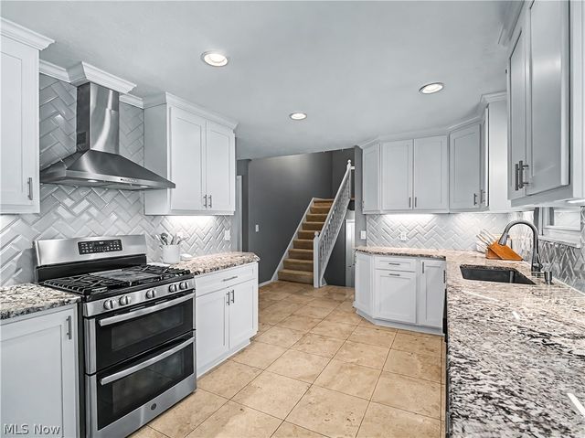 28365 Bassett Road, Westlake, OH 44145