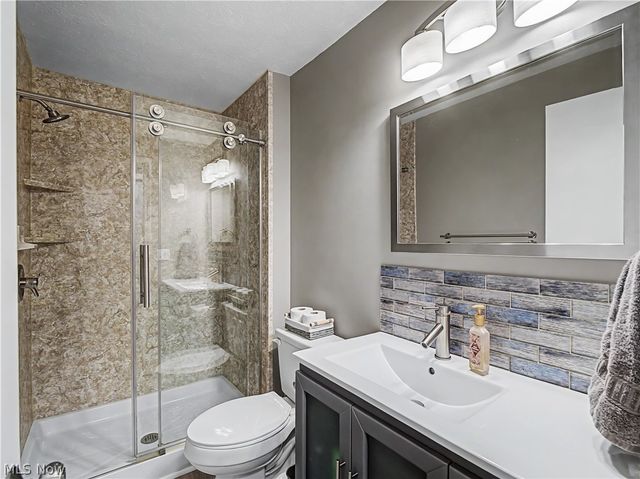 28365 Bassett Road, Westlake, OH 44145