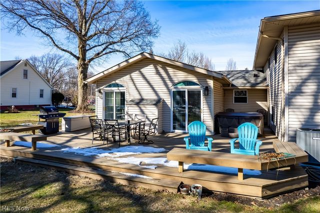 28365 Bassett Road, Westlake, OH 44145