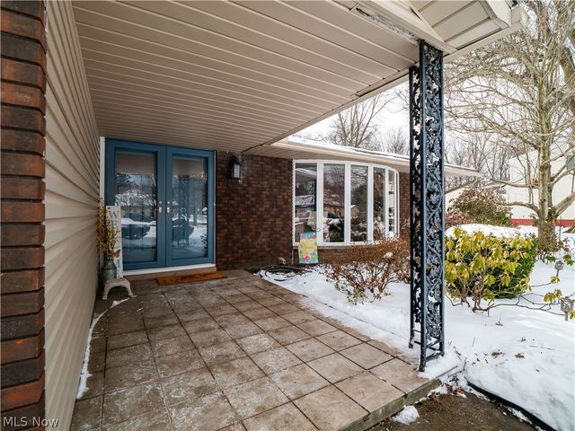 28365 Bassett Road, Westlake, OH 44145