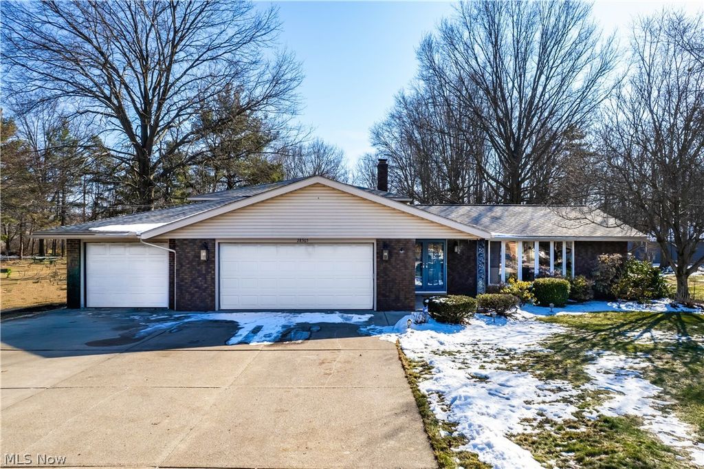 28365 Bassett Road, Westlake, OH 44145