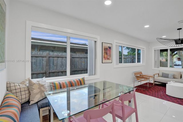1605 NW 7th Ter, Fort Lauderdale, FL 33311