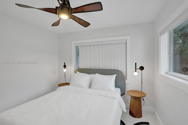 1605 NW 7th Ter, Fort Lauderdale, FL 33311