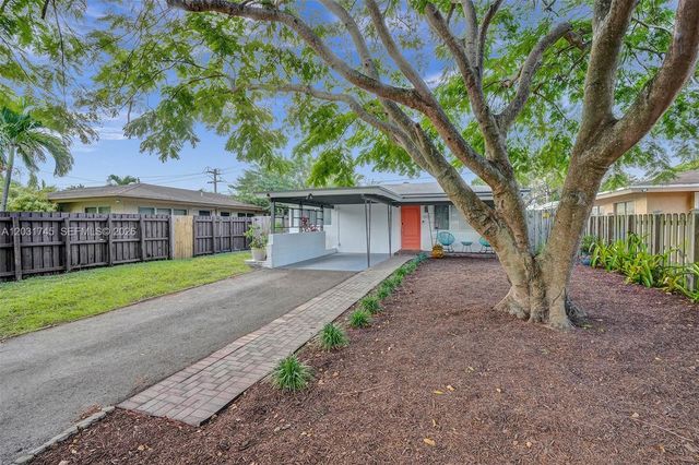 1605 NW 7th Ter, Fort Lauderdale, FL 33311