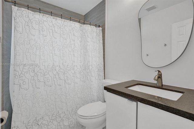 1605 NW 7th Ter, Fort Lauderdale, FL 33311