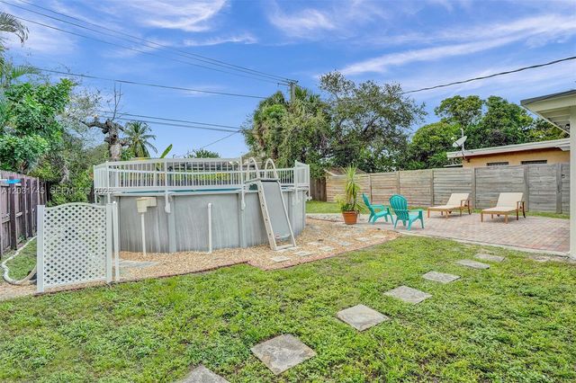 1605 NW 7th Ter, Fort Lauderdale, FL 33311