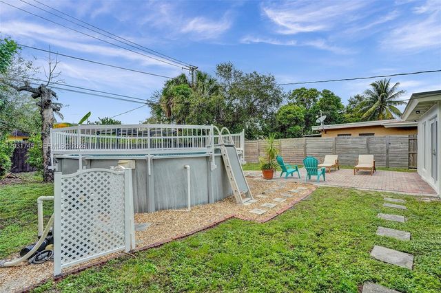 1605 NW 7th Ter, Fort Lauderdale, FL 33311