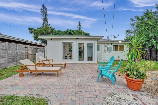 1605 NW 7th Ter, Fort Lauderdale, FL 33311