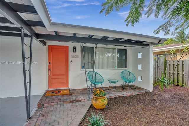 1605 NW 7th Ter, Fort Lauderdale, FL 33311