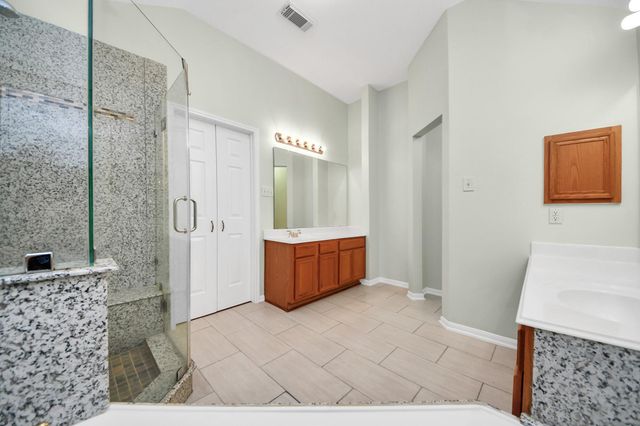 1103 Lake Shore Drive, Pearland, TX 77581