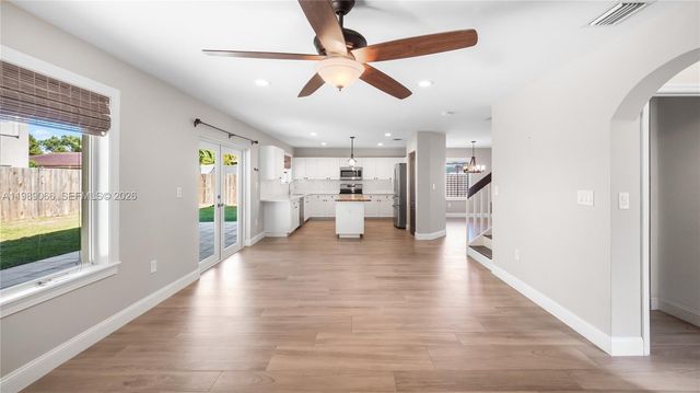 8933 SW 212th Ln, Cutler Bay, FL 33189