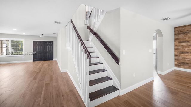 8933 SW 212th Ln, Cutler Bay, FL 33189