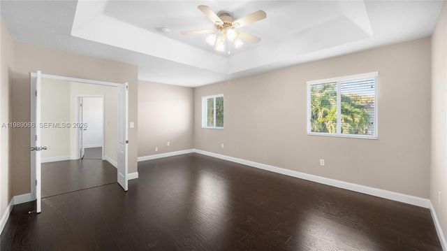 8933 SW 212th Ln, Cutler Bay, FL 33189