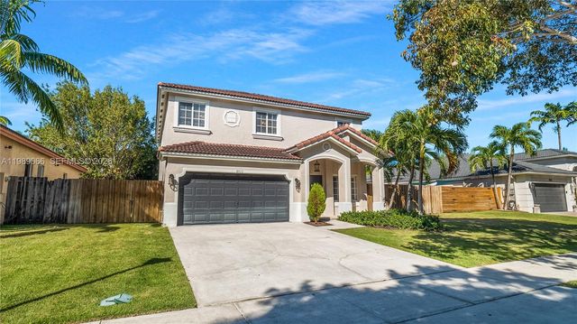 8933 SW 212th Ln, Cutler Bay, FL 33189