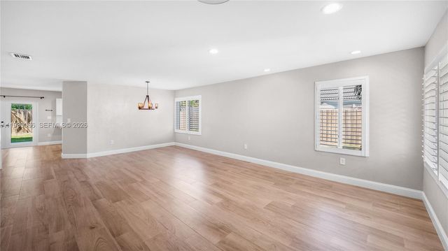 8933 SW 212th Ln, Cutler Bay, FL 33189