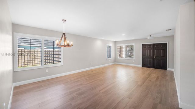 8933 SW 212th Ln, Cutler Bay, FL 33189