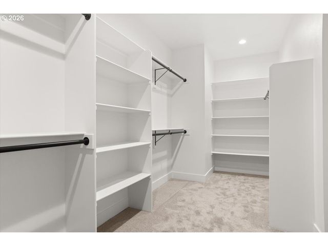 10044 Sw 72ND Ave, Portland, OR 97223