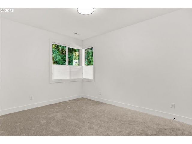 10044 Sw 72ND Ave, Portland, OR 97223