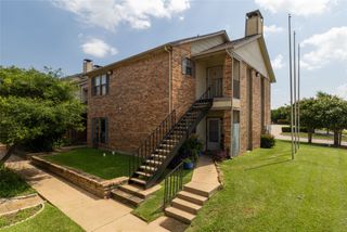 2835 Keller Springs Road 902, Carrollton, TX 75006