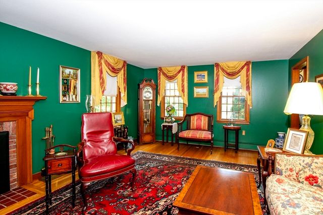 4 Old Forge Rd, Scituate, MA 02066