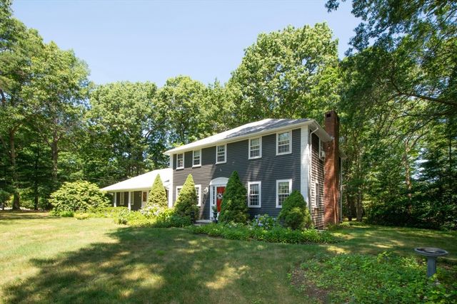 4 Old Forge Rd, Scituate, MA 02066