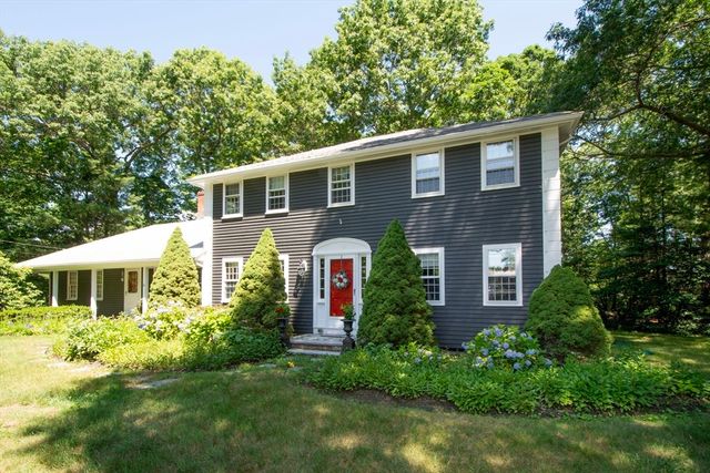 4 Old Forge Rd, Scituate, MA 02066