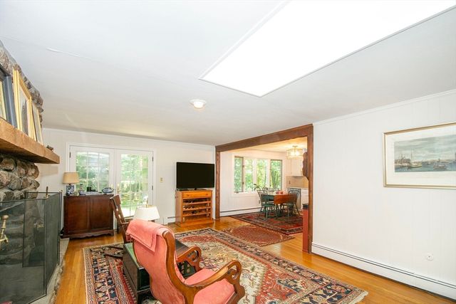 4 Old Forge Rd, Scituate, MA 02066