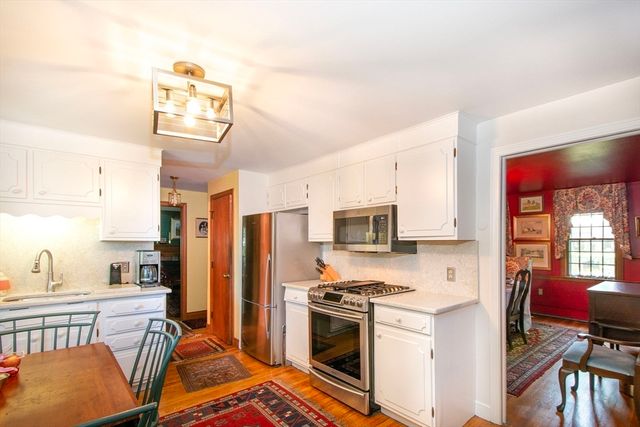 4 Old Forge Rd, Scituate, MA 02066