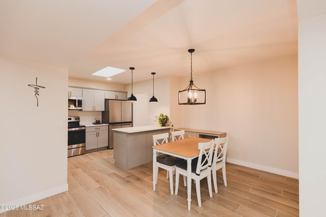 6698 E Paseo Dorado, Tucson, AZ 85715