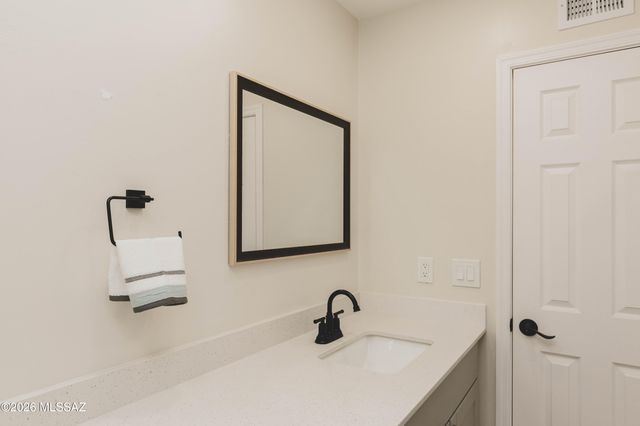 6698 E Paseo Dorado, Tucson, AZ 85715